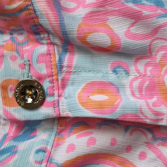 LILLY PULITZER buttercup shorts in too much bubbly  size 2 - Picture 3 of 16